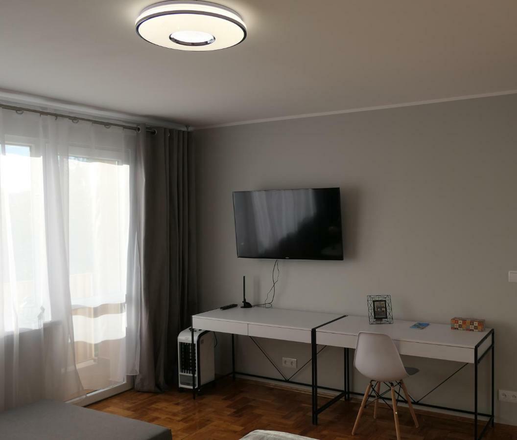Ares Apartments Przemysl Bagian luar foto
